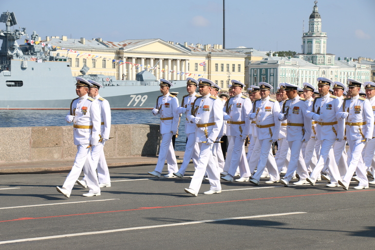 Часть ЗСД сделали бесплатным из-за парада ко Дню ВМФ