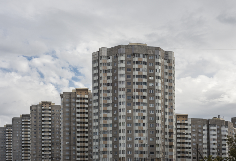 Петербург признан лидером по энергоэффективности многоквартирных домов в России