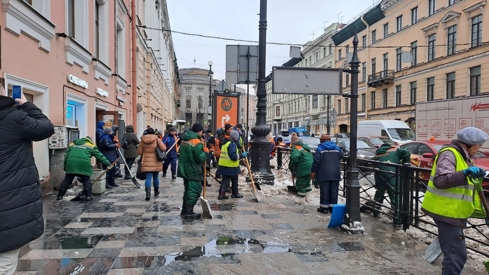 Инженер из Петербурга изобрел прибор для пробивания льда на 20 сантиметров