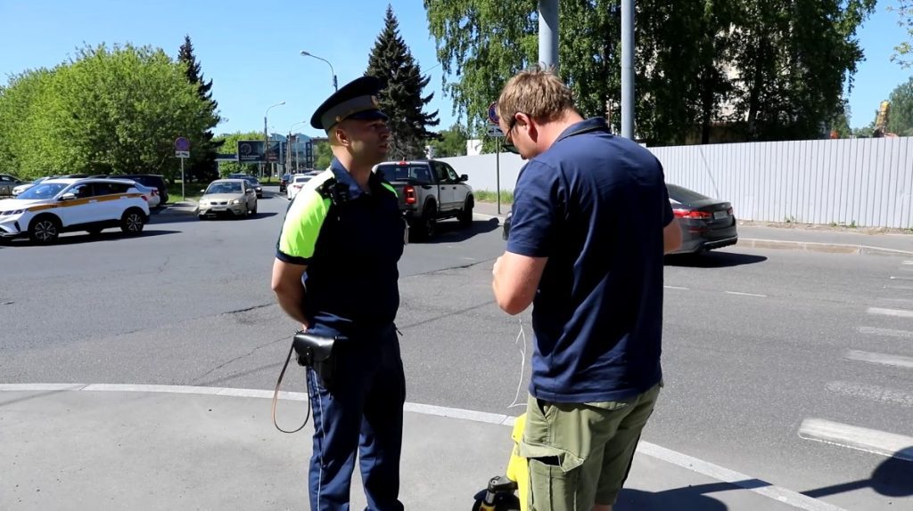 ГИБДД составила 2 тысячи протоколов на электросамокатчиков в Петербурге