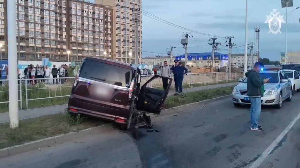 Два пешехода умерли в больнице после аварии в Благовещенске