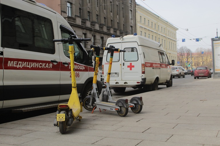 Семиклассника из Разметелево госпитализировали с пулей в ноге после стрельбы из пневмата